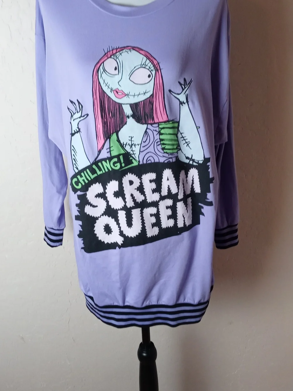 Disney Lavender The Nightmare Before Christmas Graphic Tee Nightshirt - Picture 2 of 7